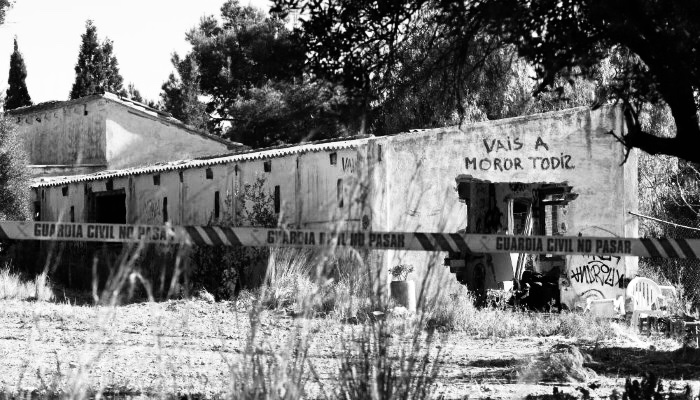 A6E1B8DD-5646-48A2-840A-319FC238E90B